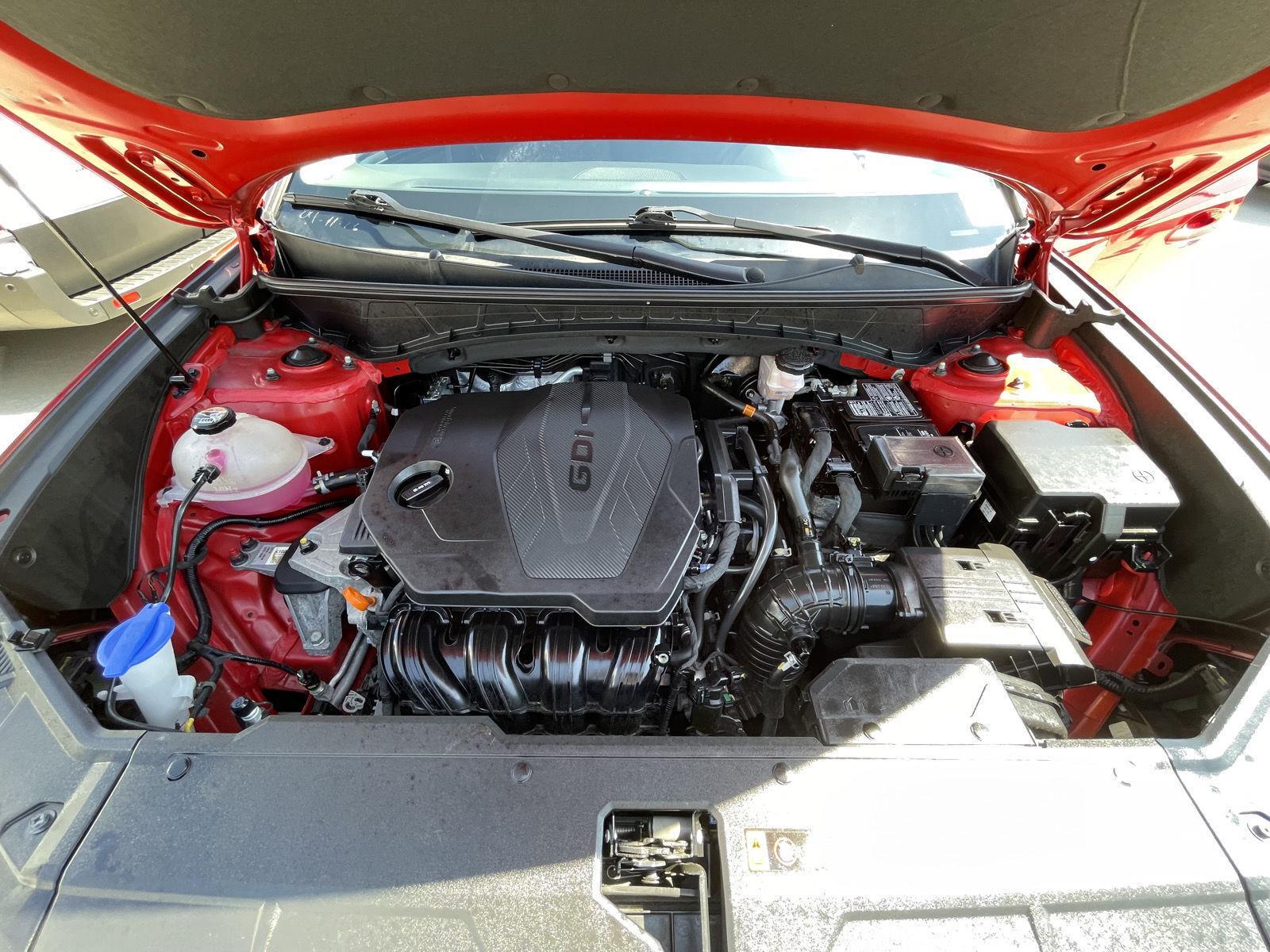 Vehicle photo 33
