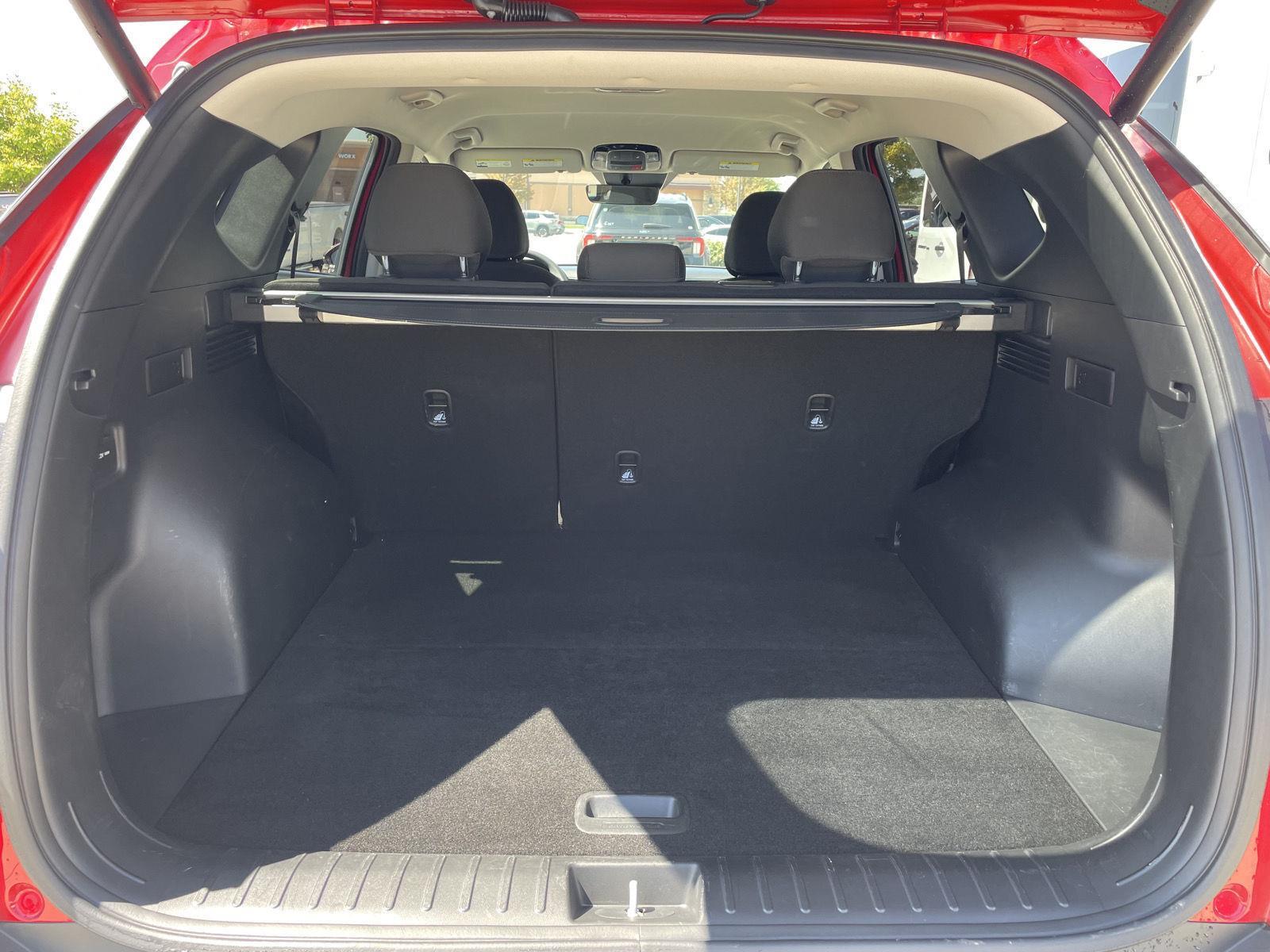 Vehicle photo 34