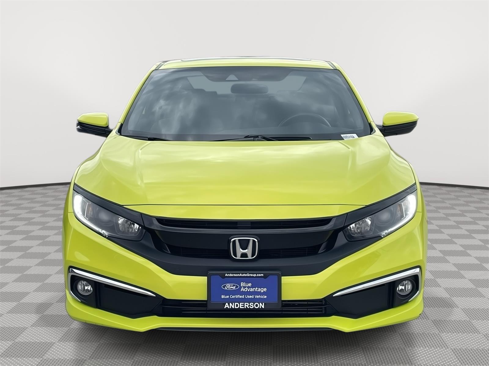 Vehicle photo 4