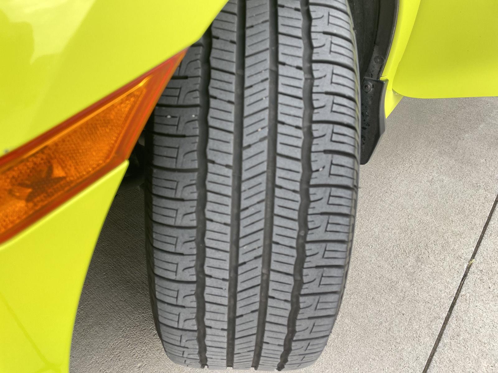 Vehicle photo 11