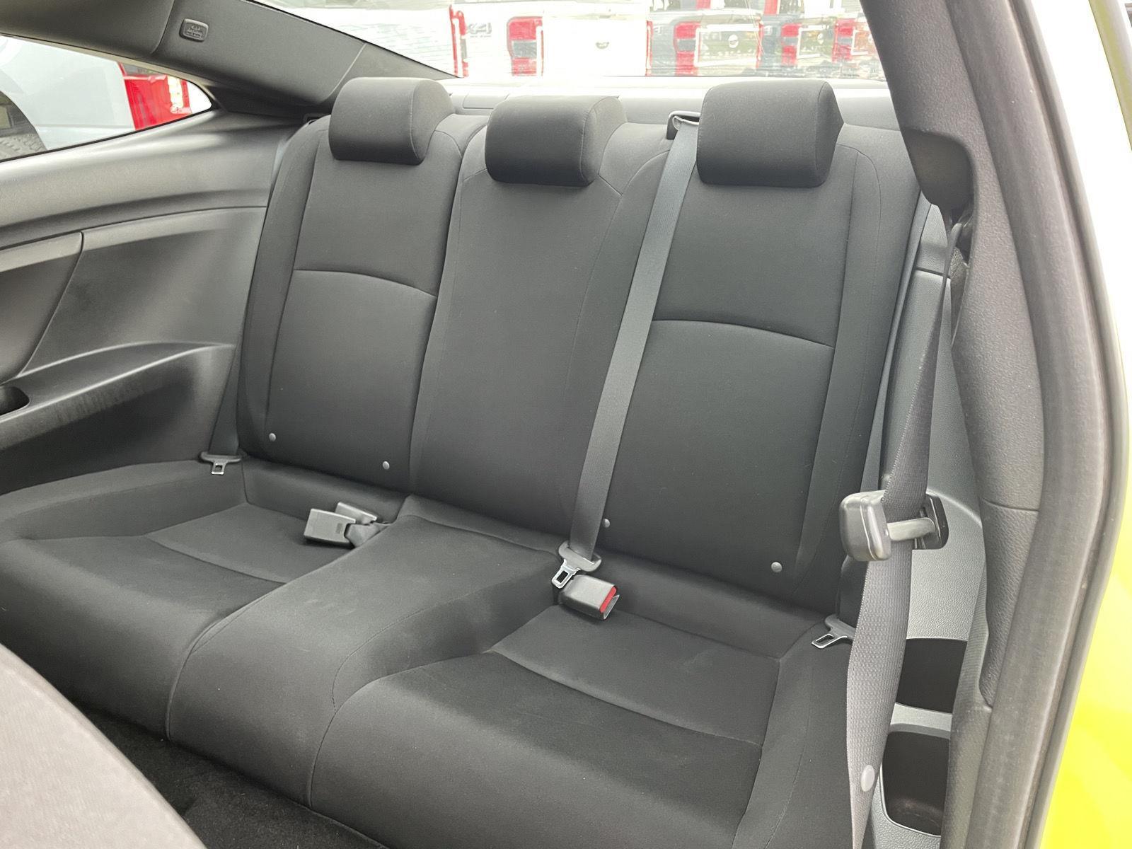 Vehicle photo 20