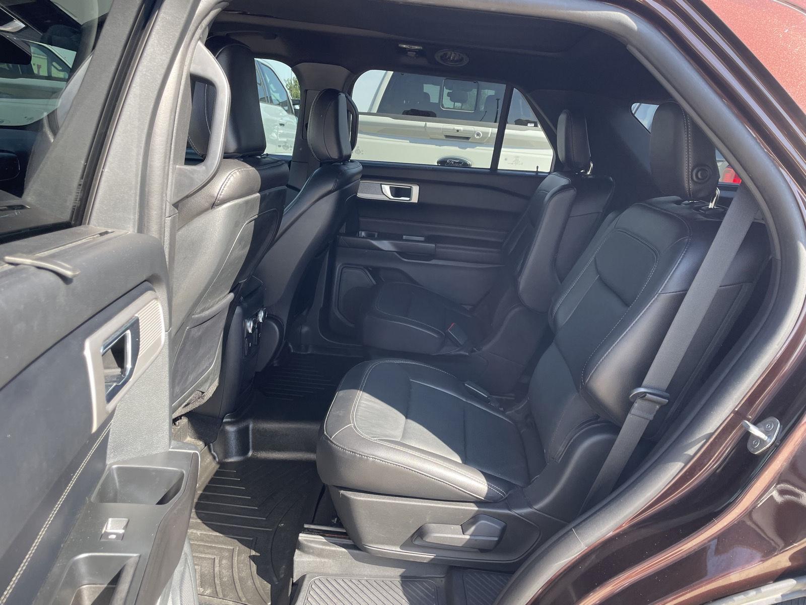 Vehicle photo 20