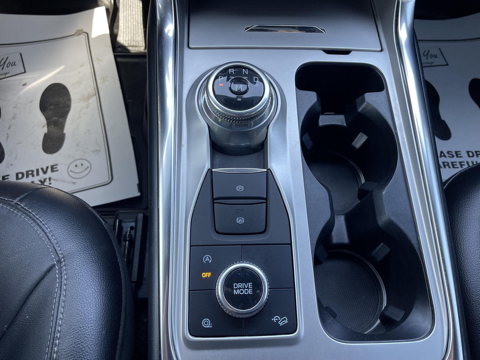 Vehicle photo 35