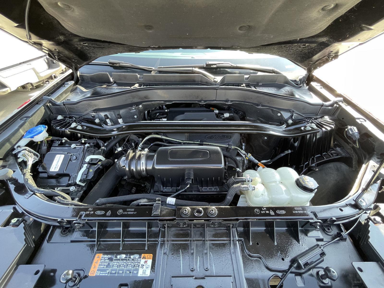 Vehicle photo 39