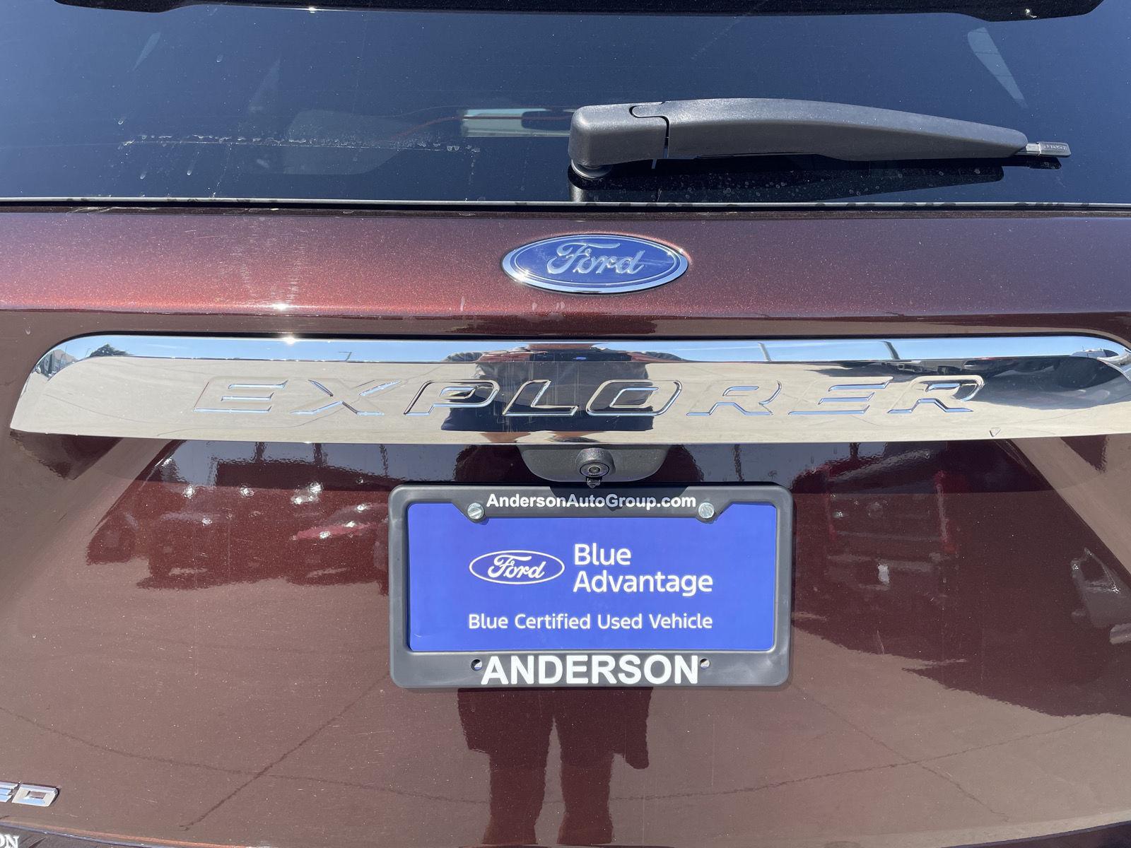 Vehicle photo 44