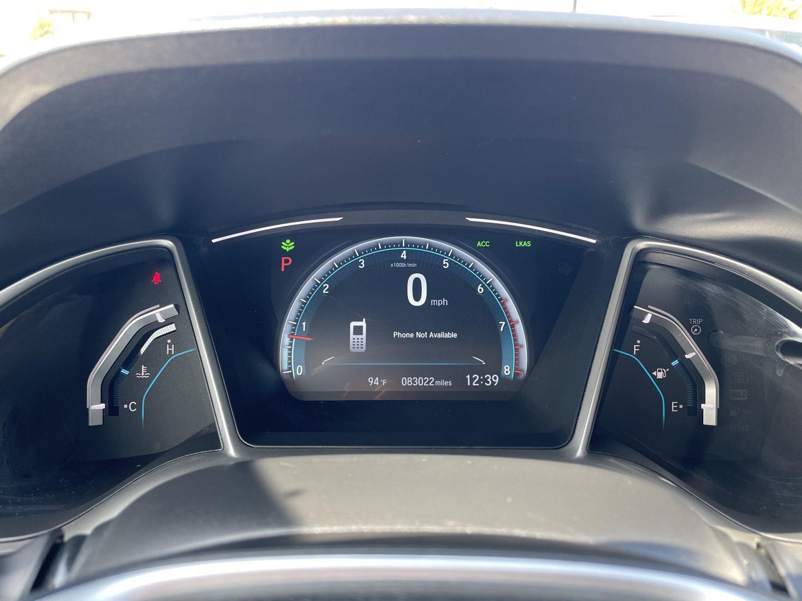 Vehicle photo 15