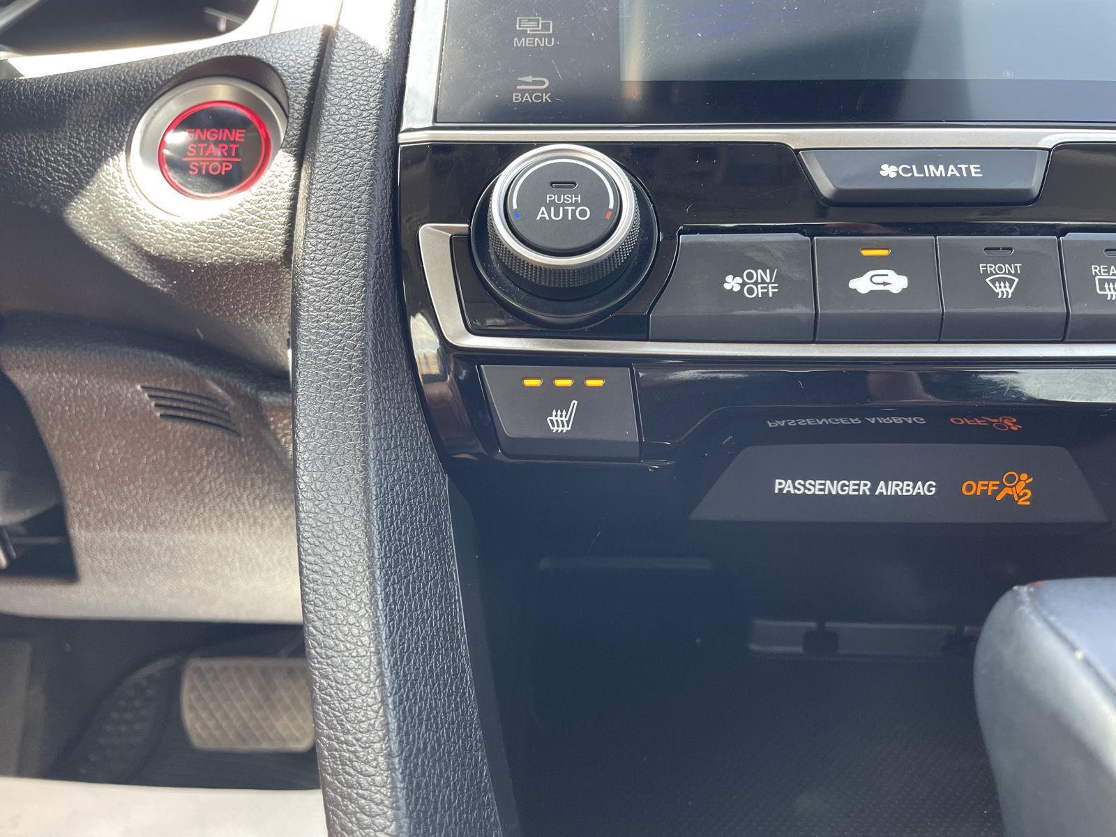 Vehicle photo 26