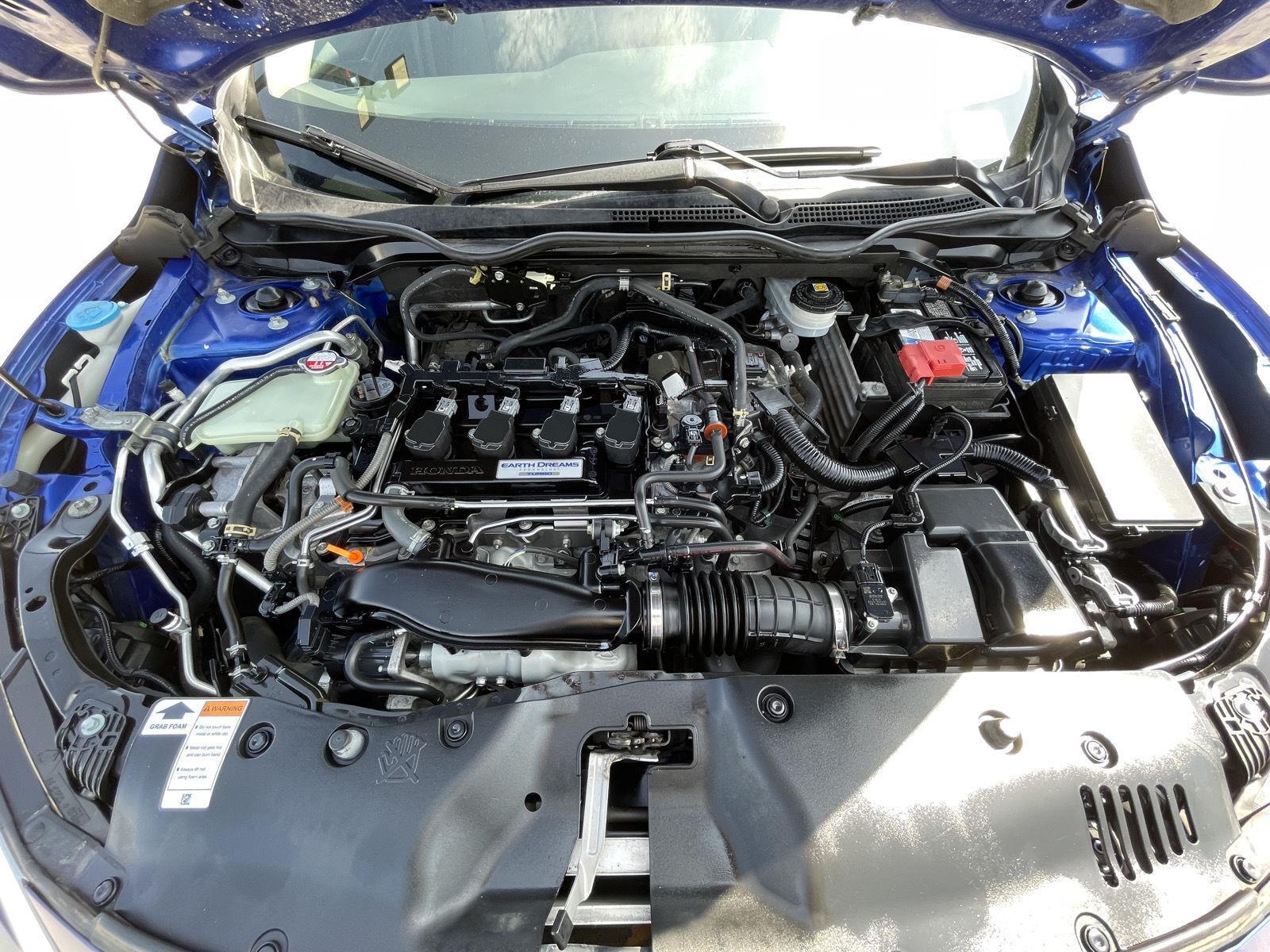 Vehicle photo 32