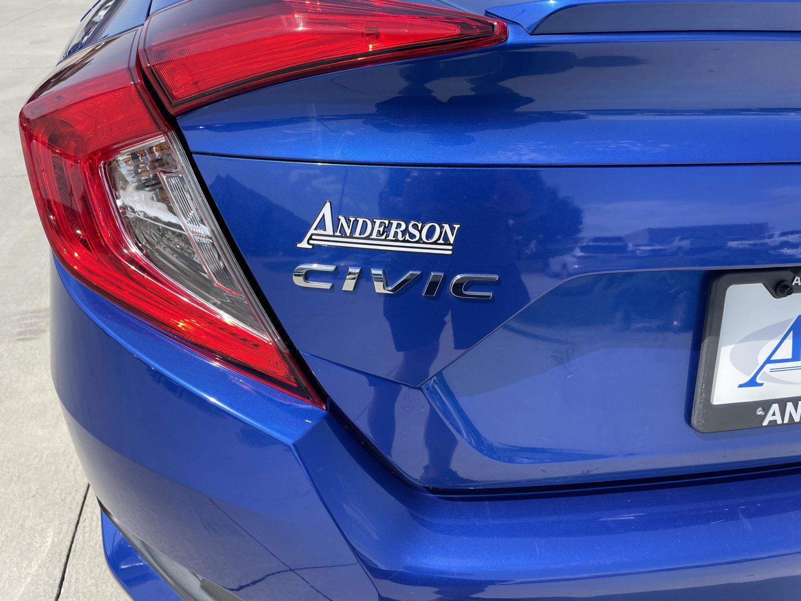 Vehicle photo 34
