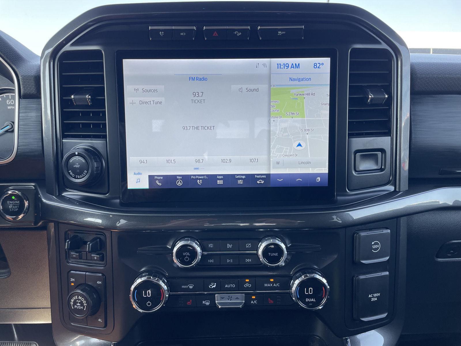 Vehicle photo 22