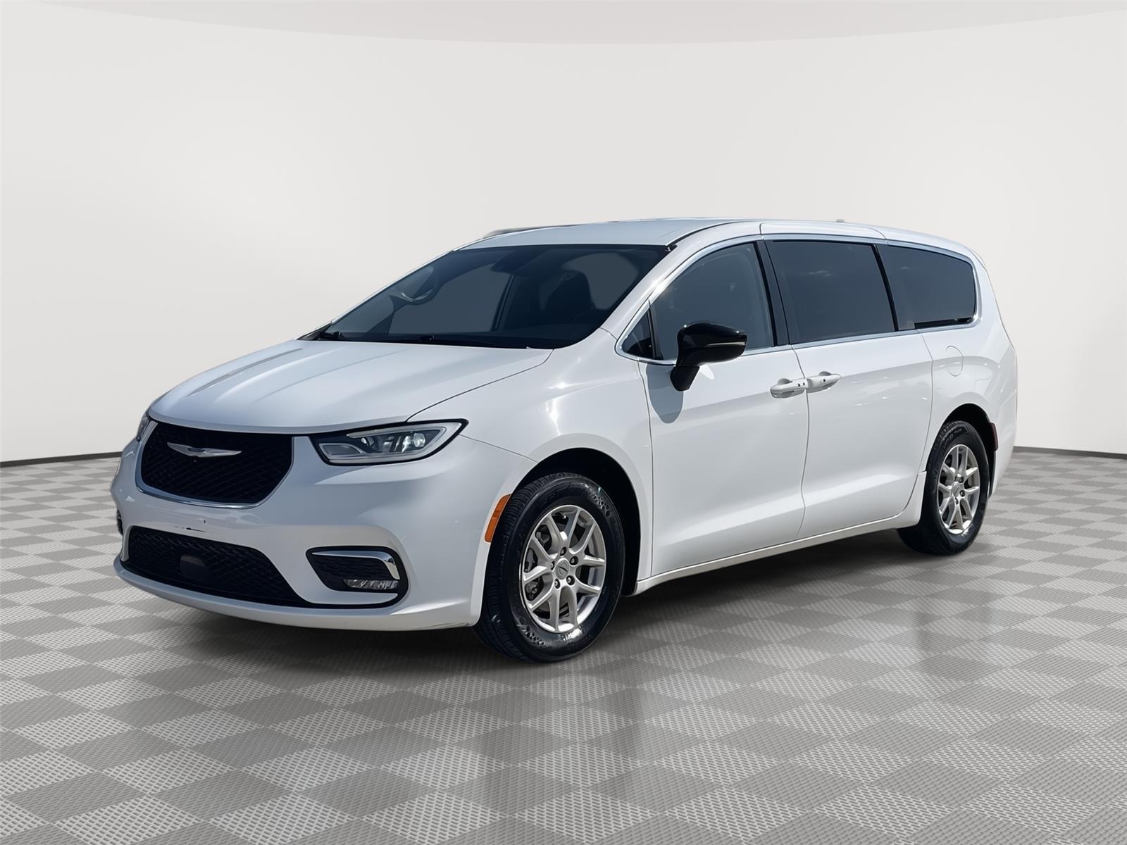 2024 Chrysler Pacifica Touring L FWD    