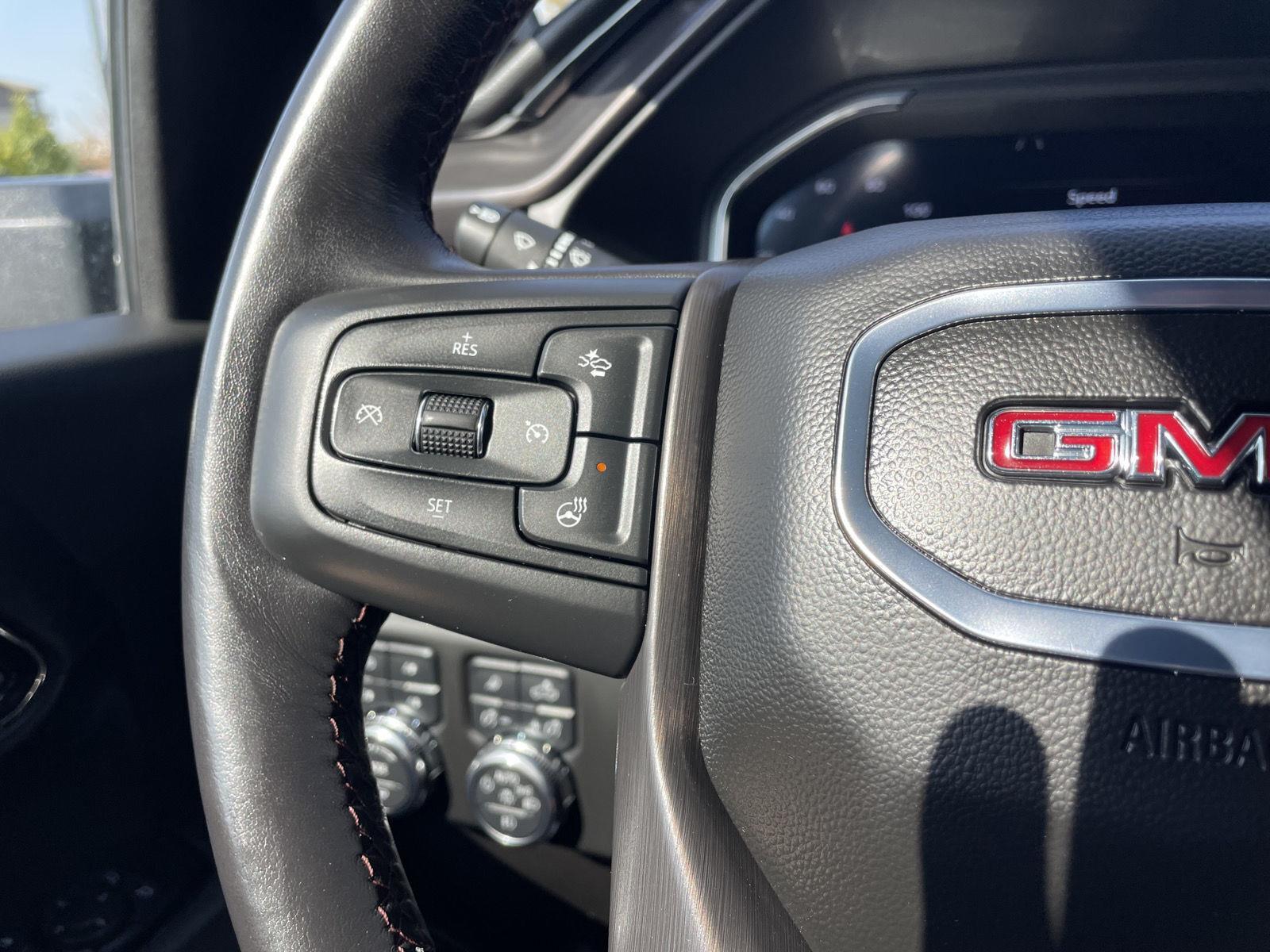 Vehicle photo 31