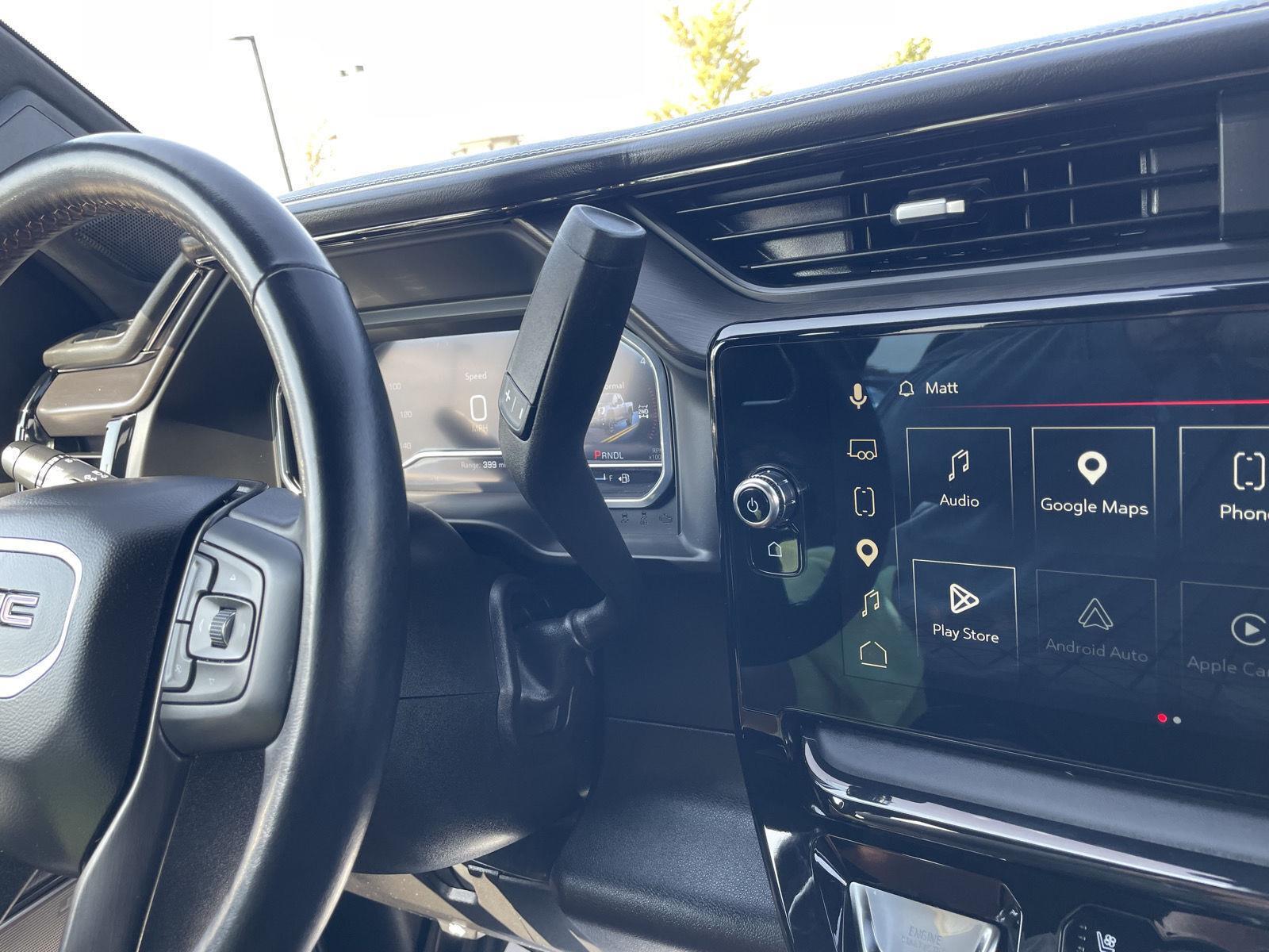 Vehicle photo 34