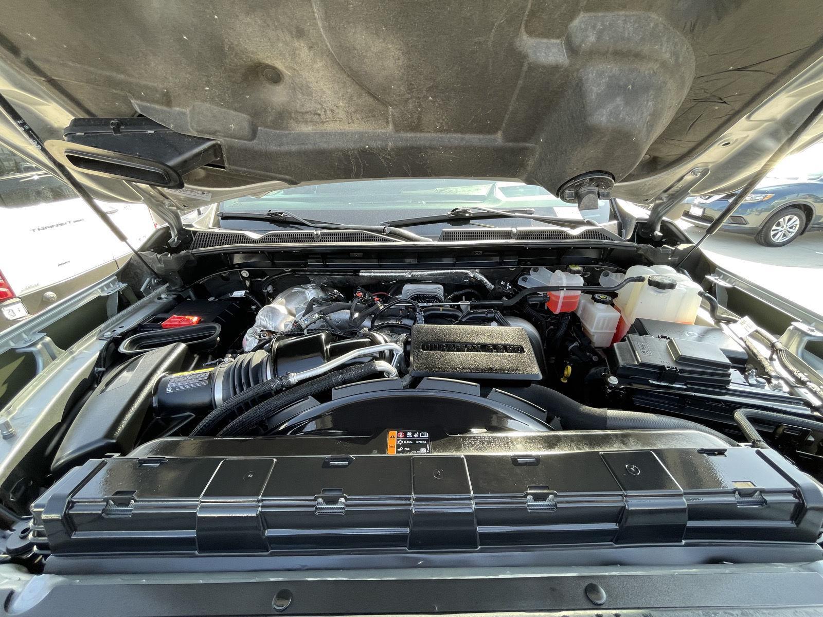 Vehicle photo 38