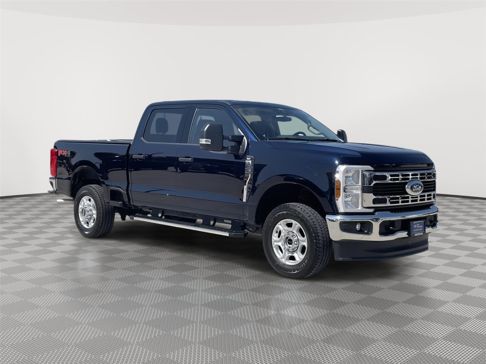 Vehicle photo 5