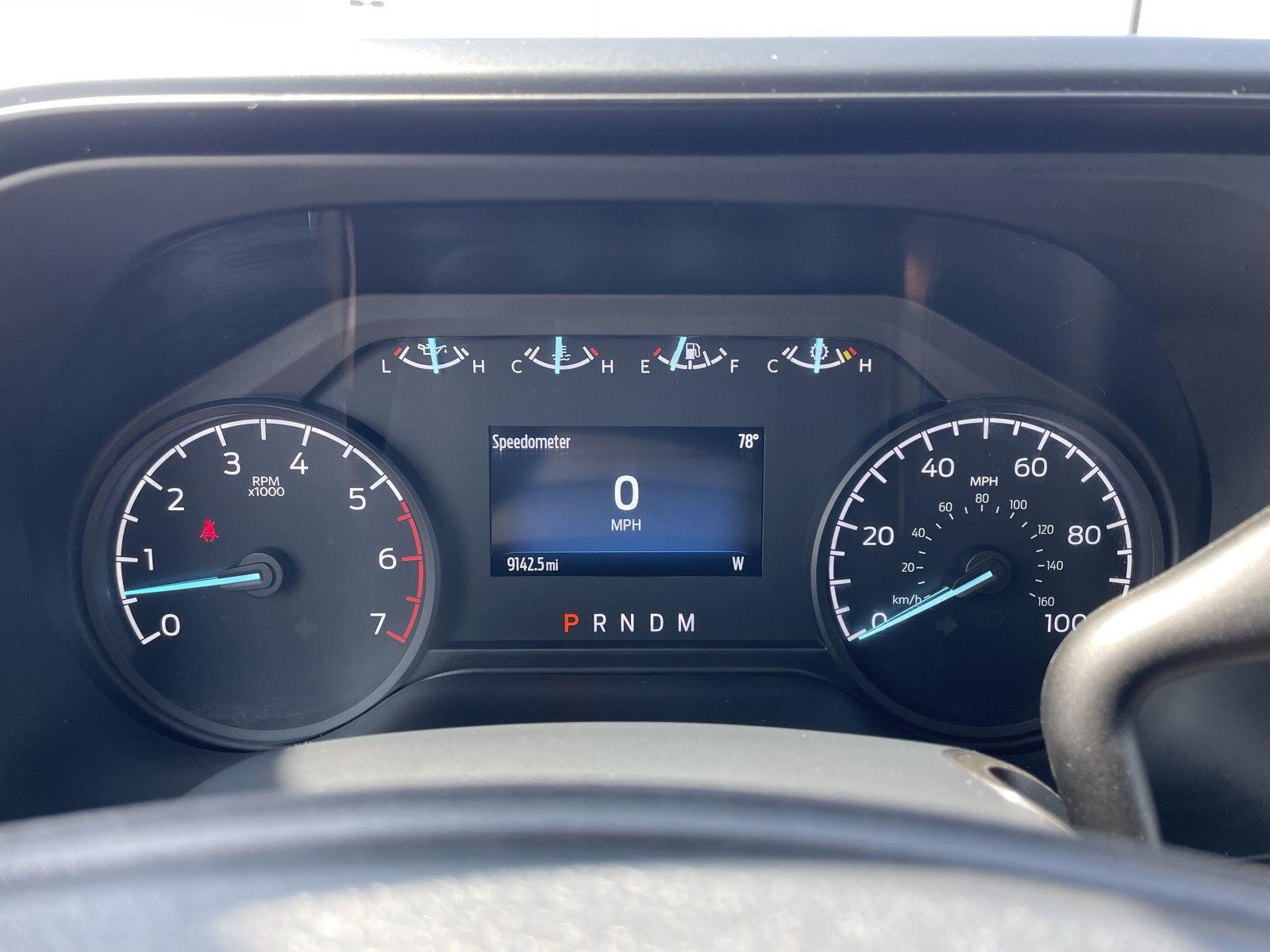 Vehicle photo 15