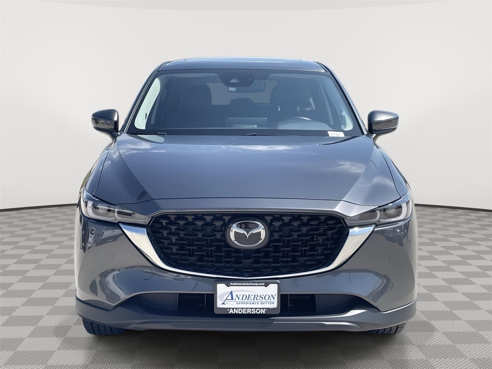 Vehicle photo 4