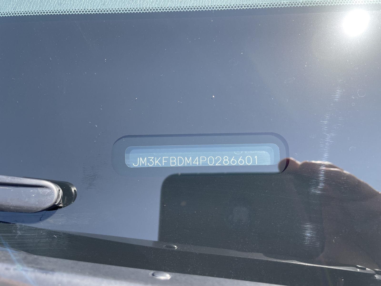 Vehicle photo 31
