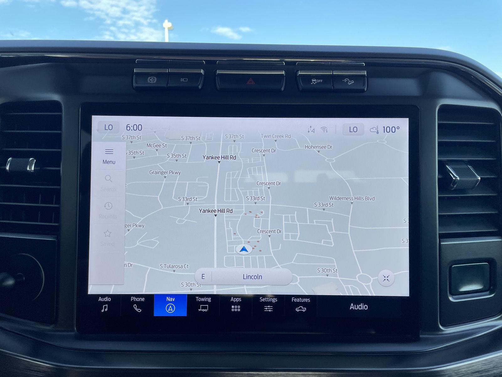Vehicle photo 26