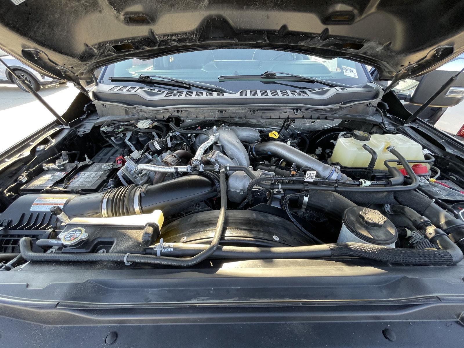 Vehicle photo 39