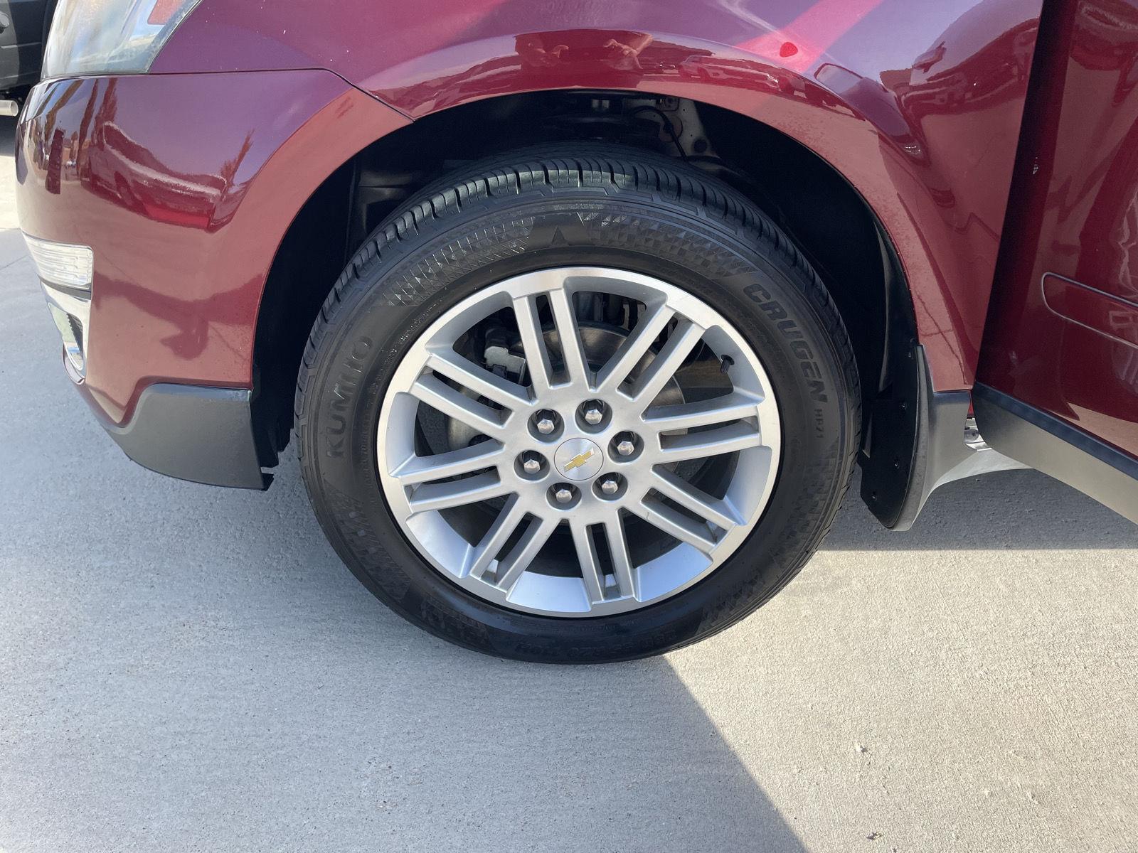 Vehicle photo 10