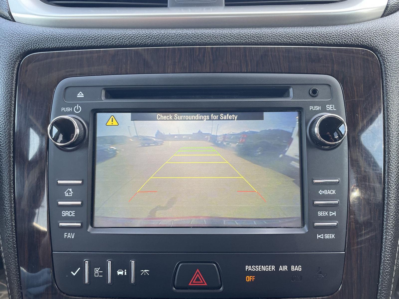 Vehicle photo 24