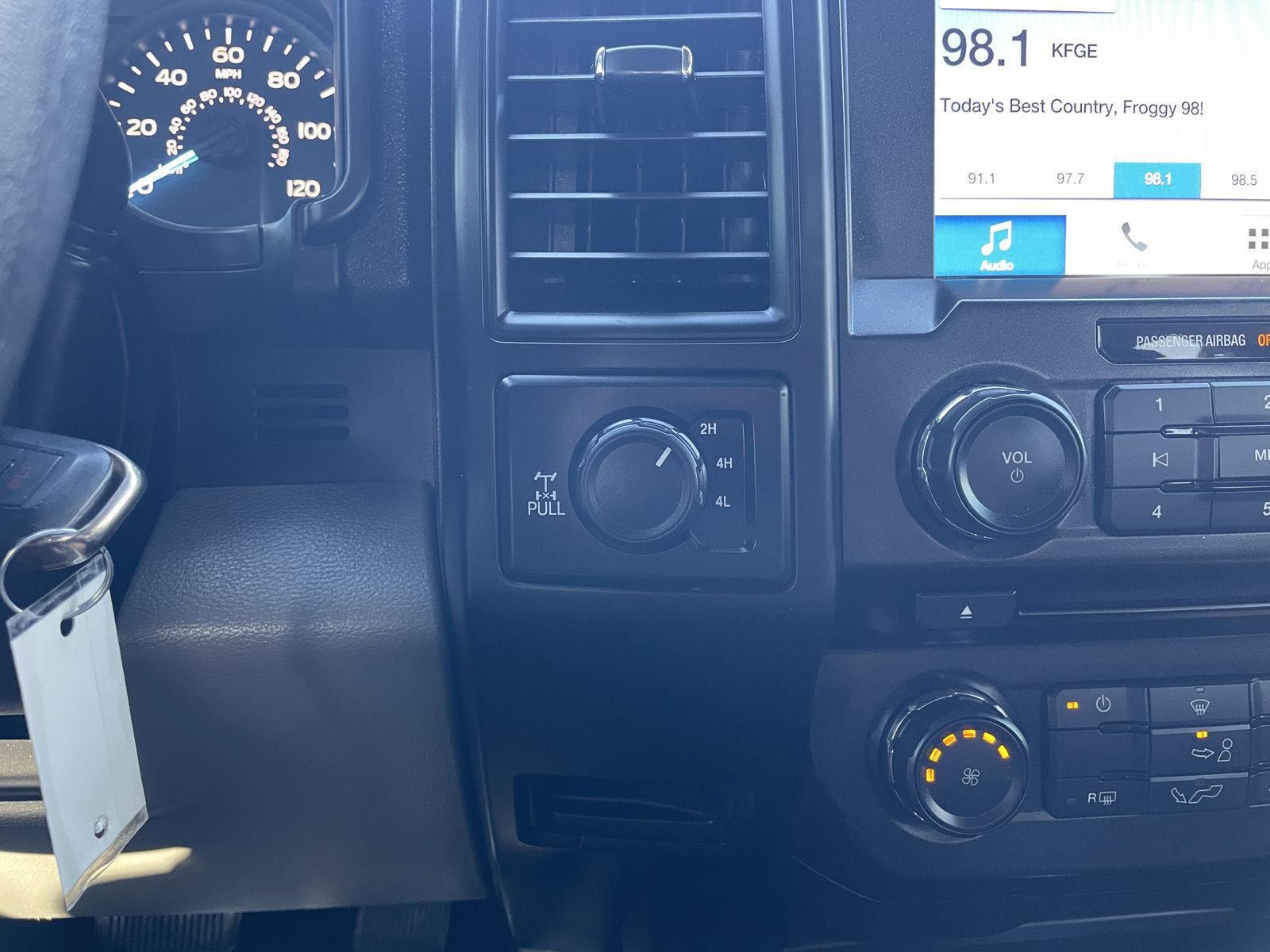 Vehicle photo 27