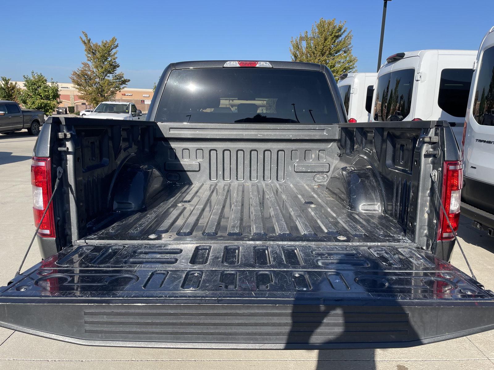 Vehicle photo 35