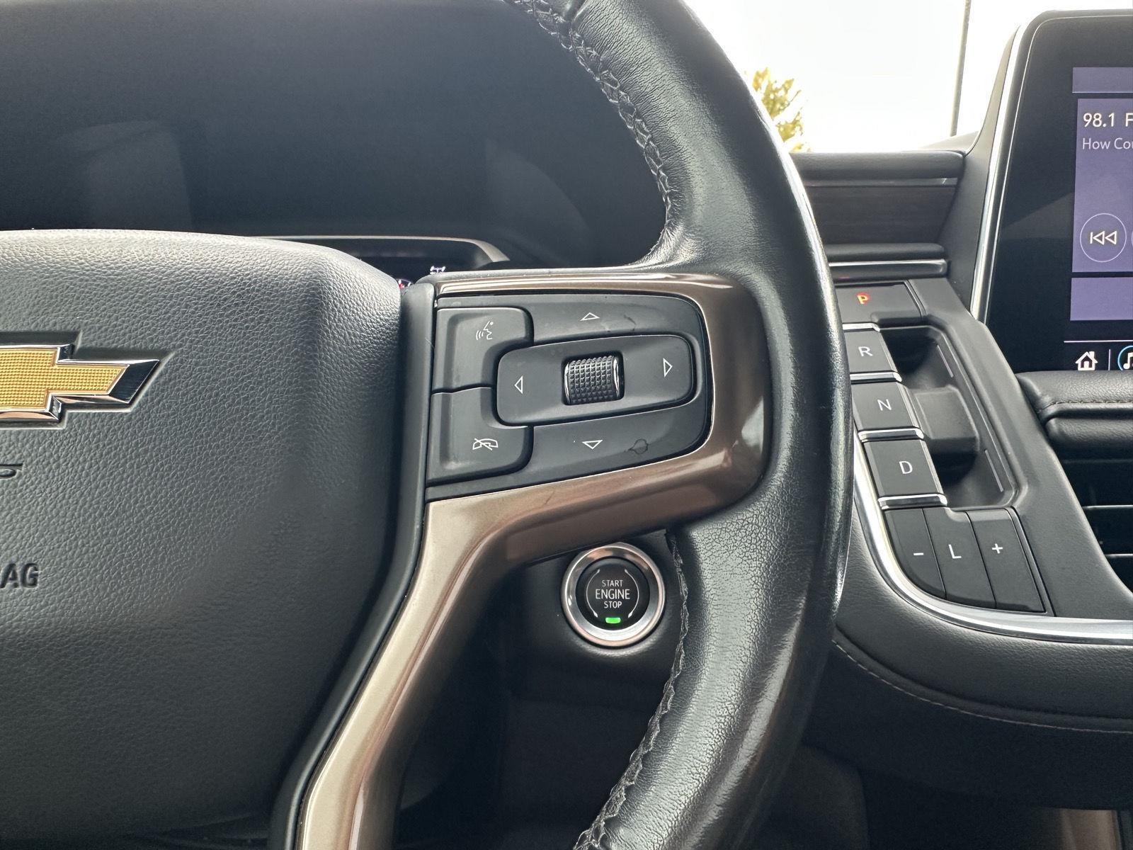 Vehicle photo 14