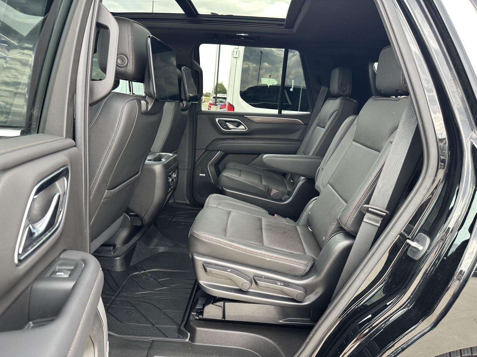Vehicle photo 20