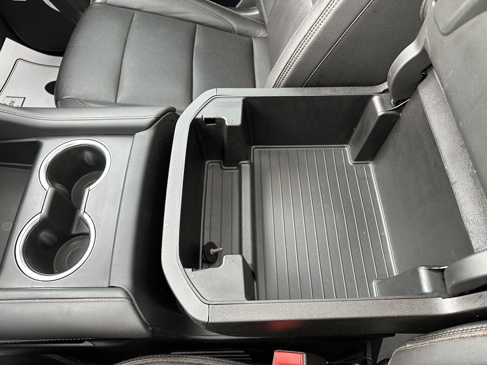 Vehicle photo 39