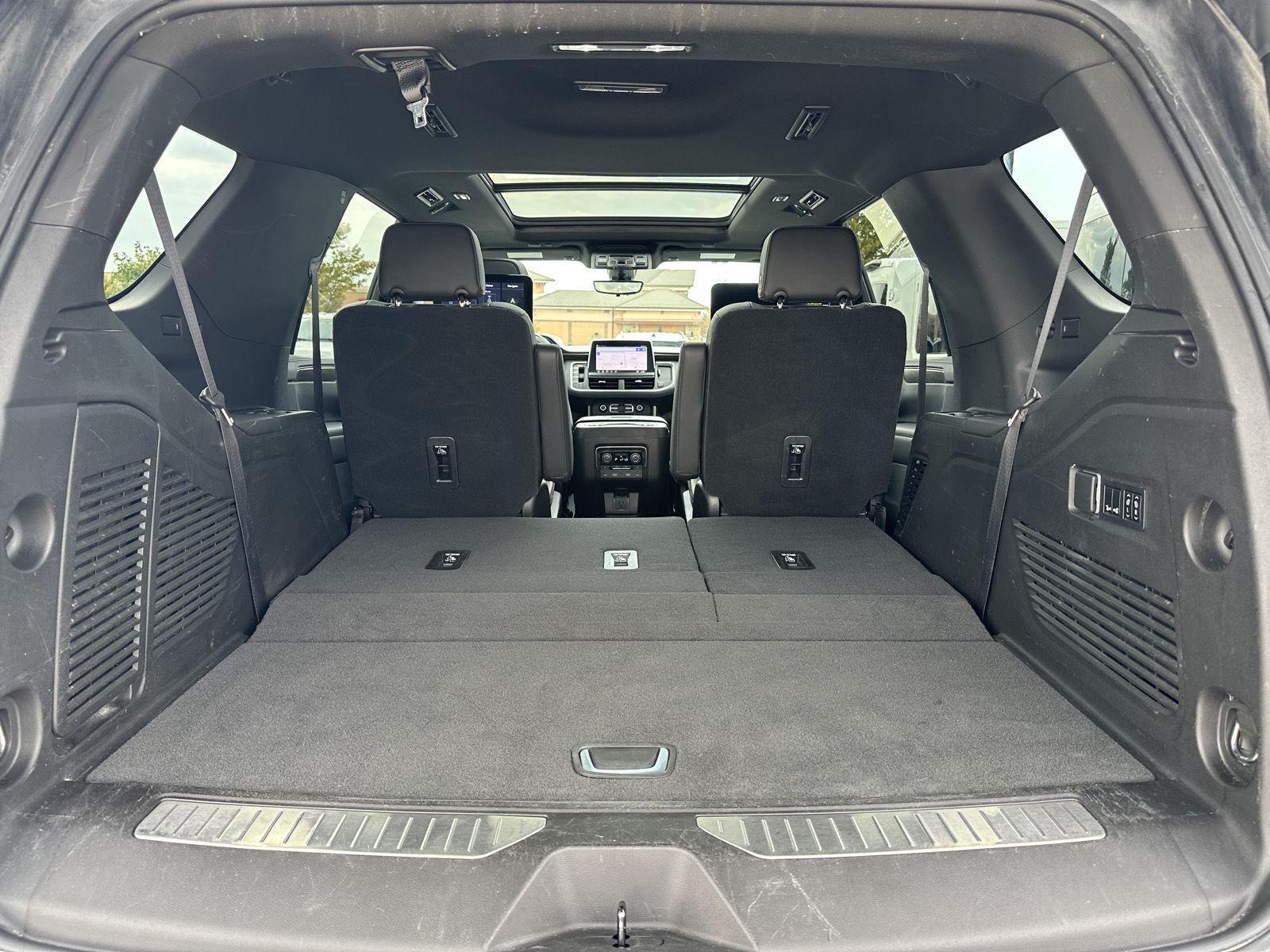 Vehicle photo 45
