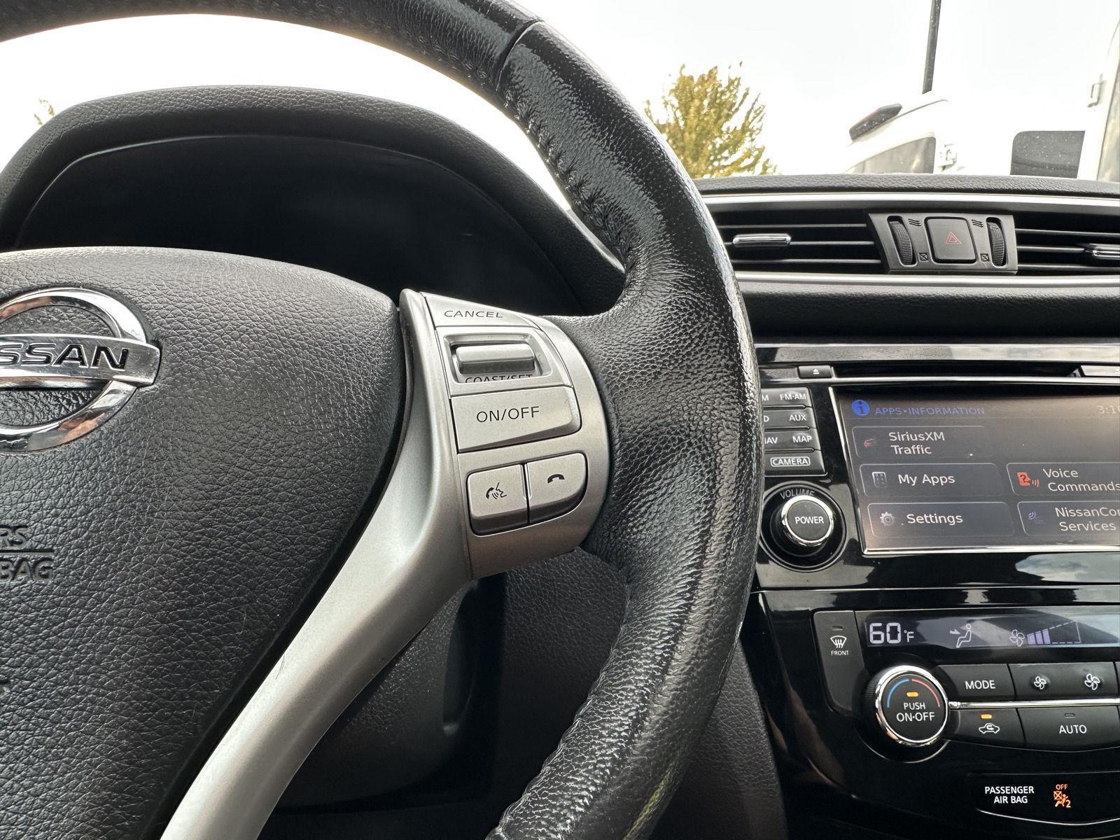 Vehicle photo 13