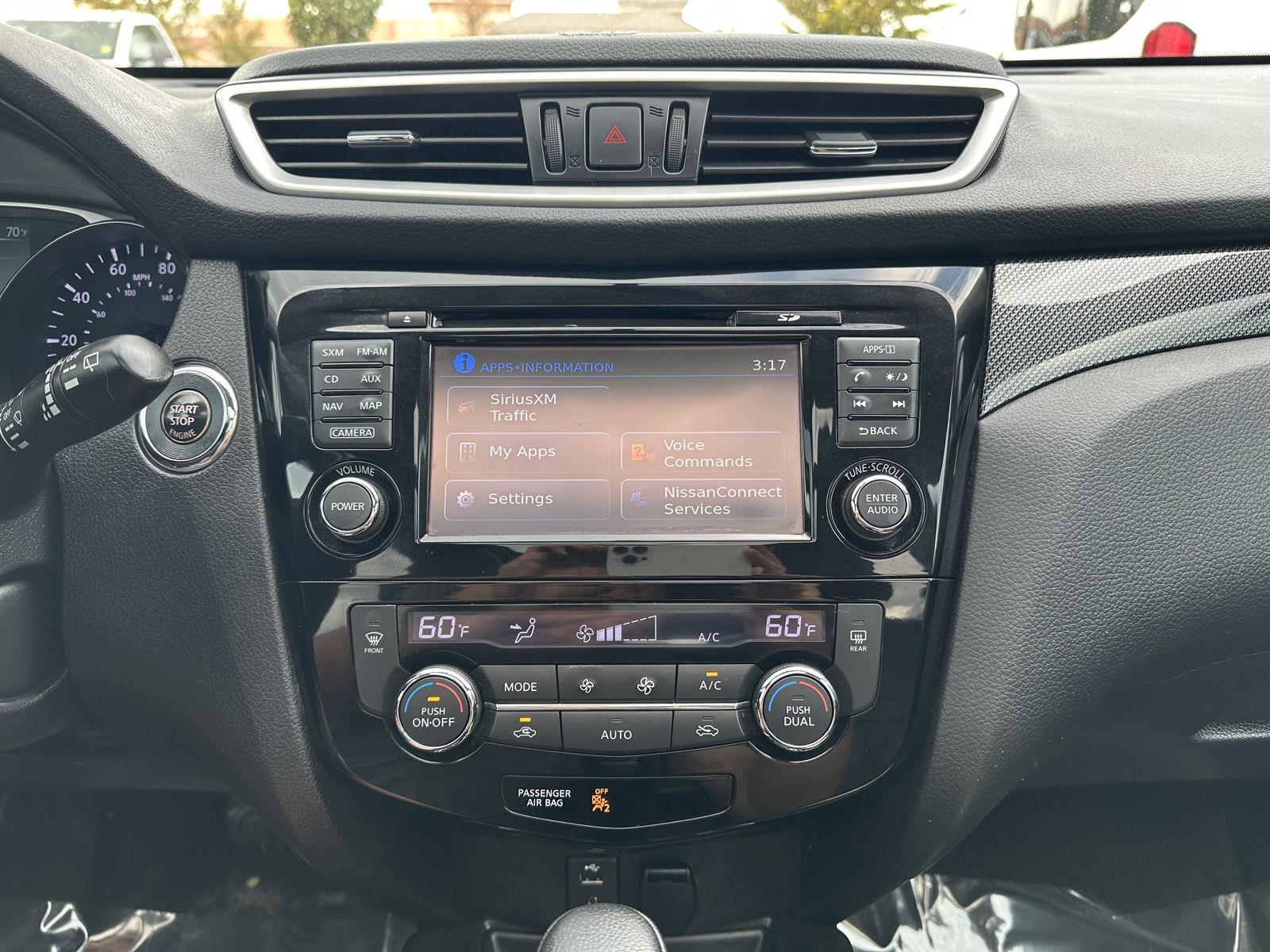 Vehicle photo 21