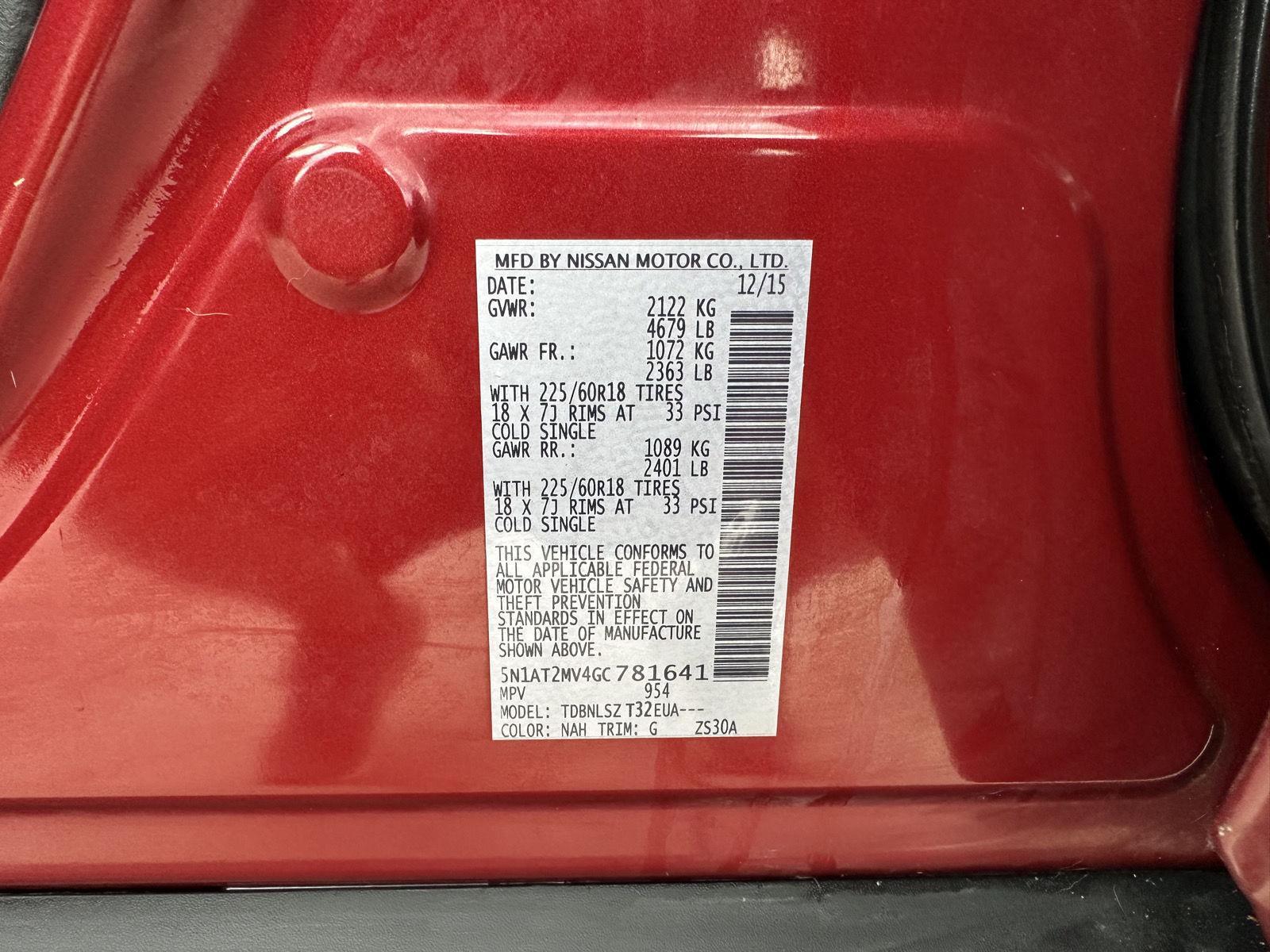 Vehicle photo 33