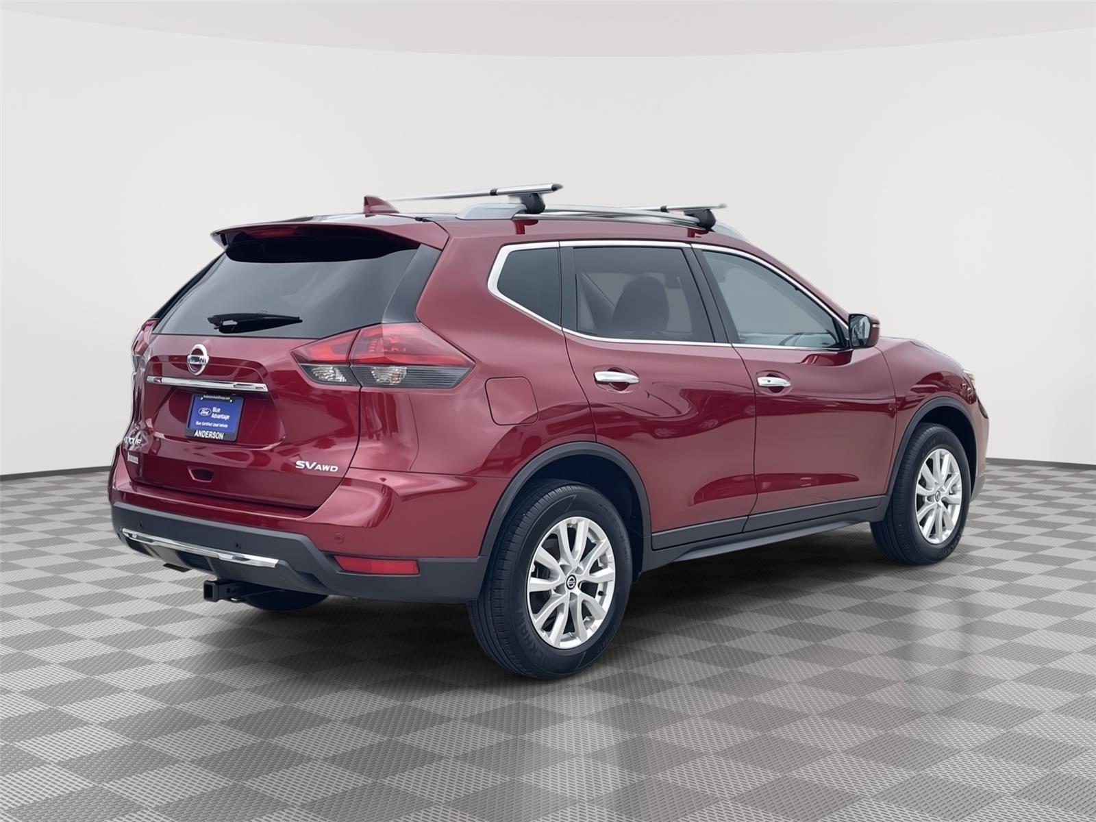Vehicle photo 7