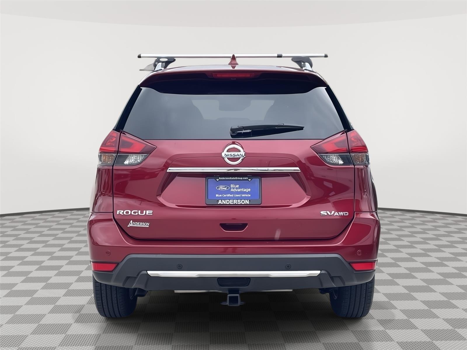 Vehicle photo 8