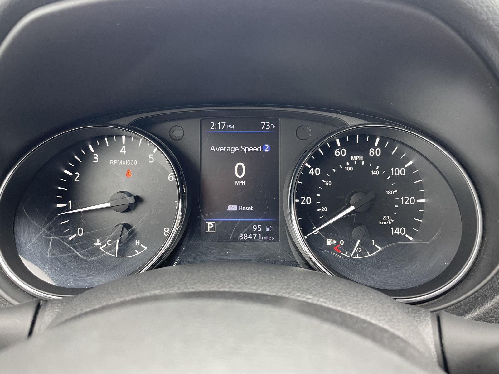 Vehicle photo 15