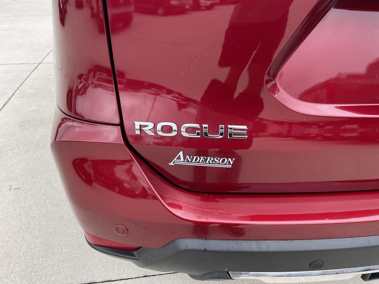Vehicle photo 36
