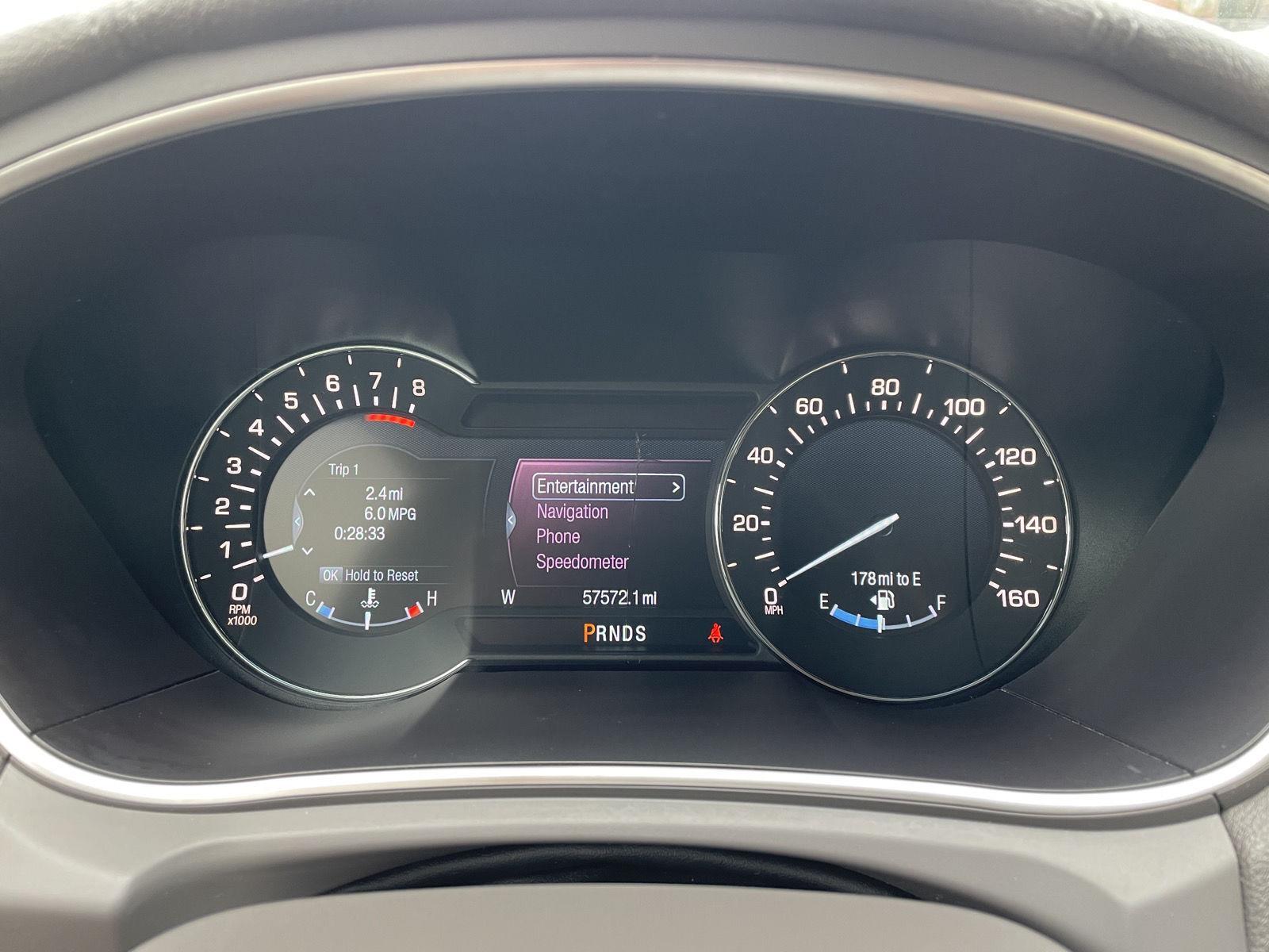 Vehicle photo 15