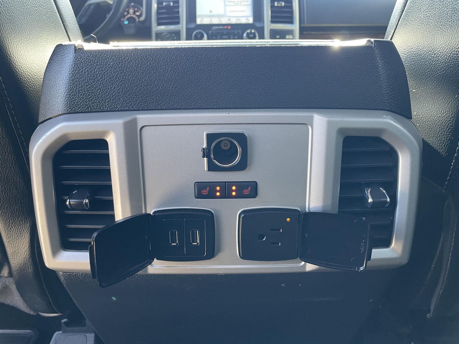 Vehicle photo 21