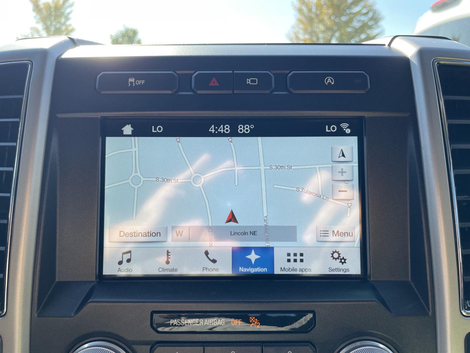 Vehicle photo 27