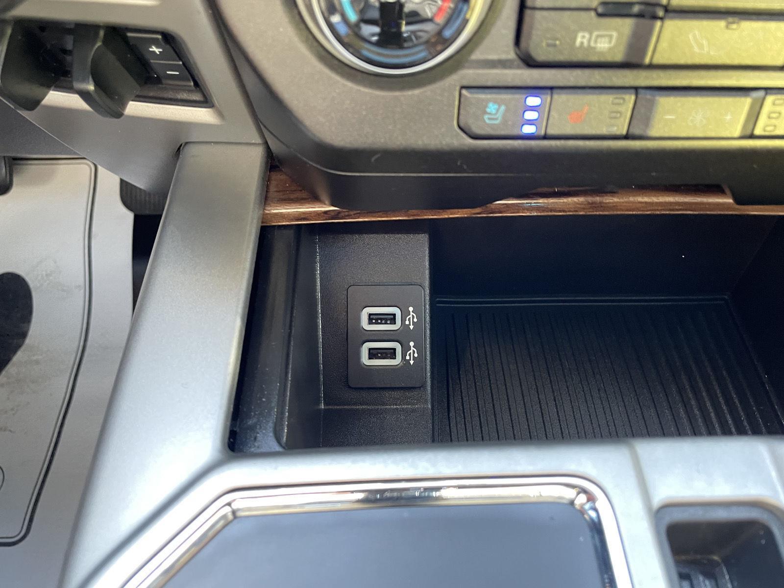 Vehicle photo 34