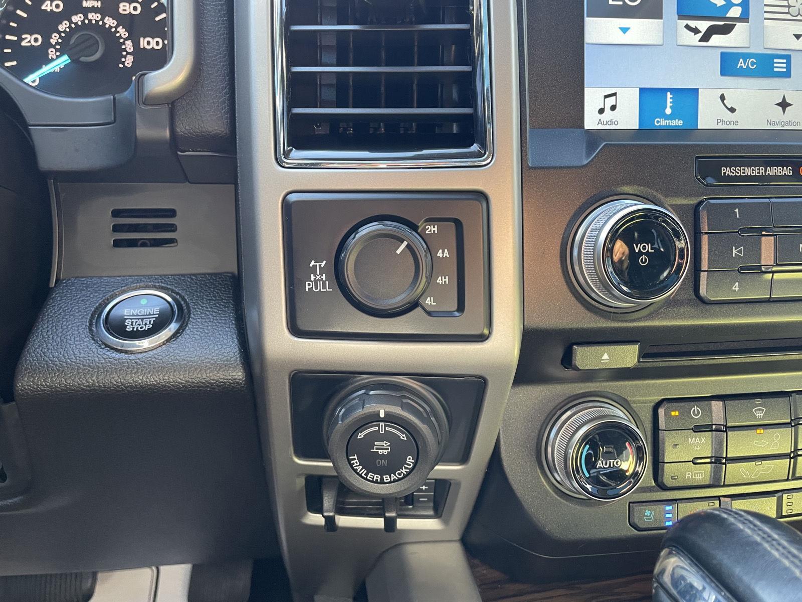Vehicle photo 35