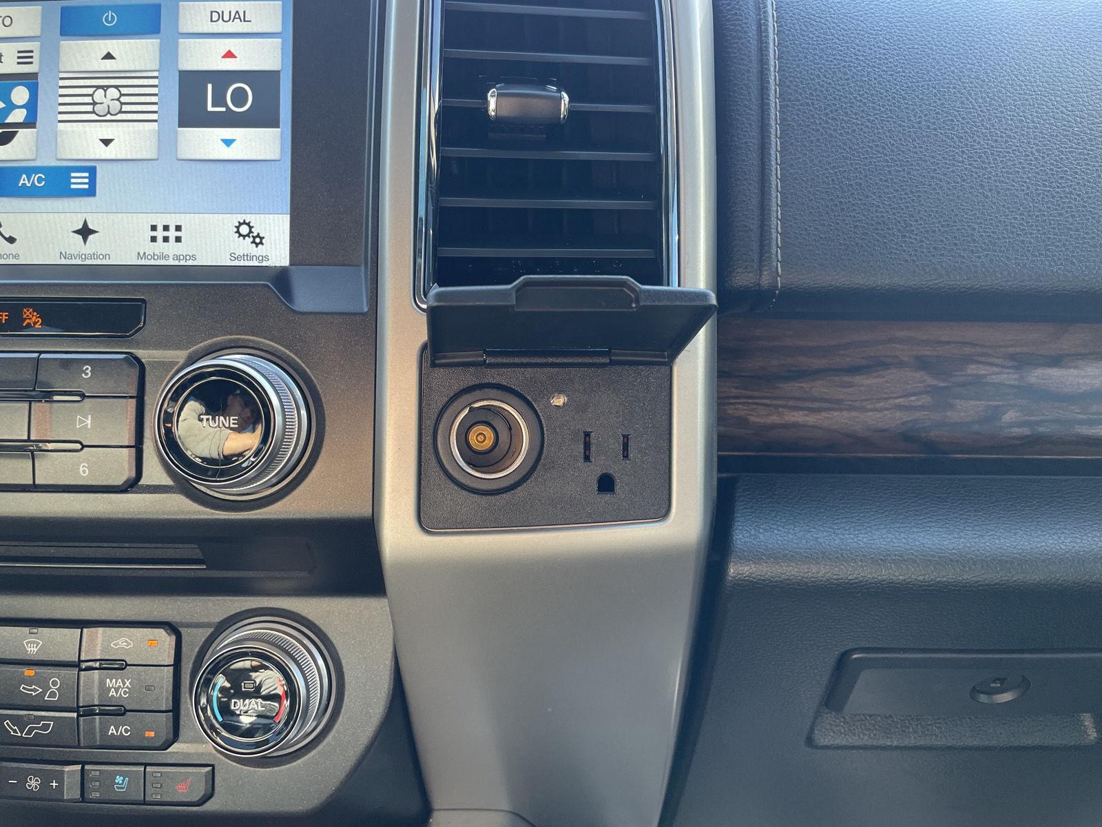 Vehicle photo 37