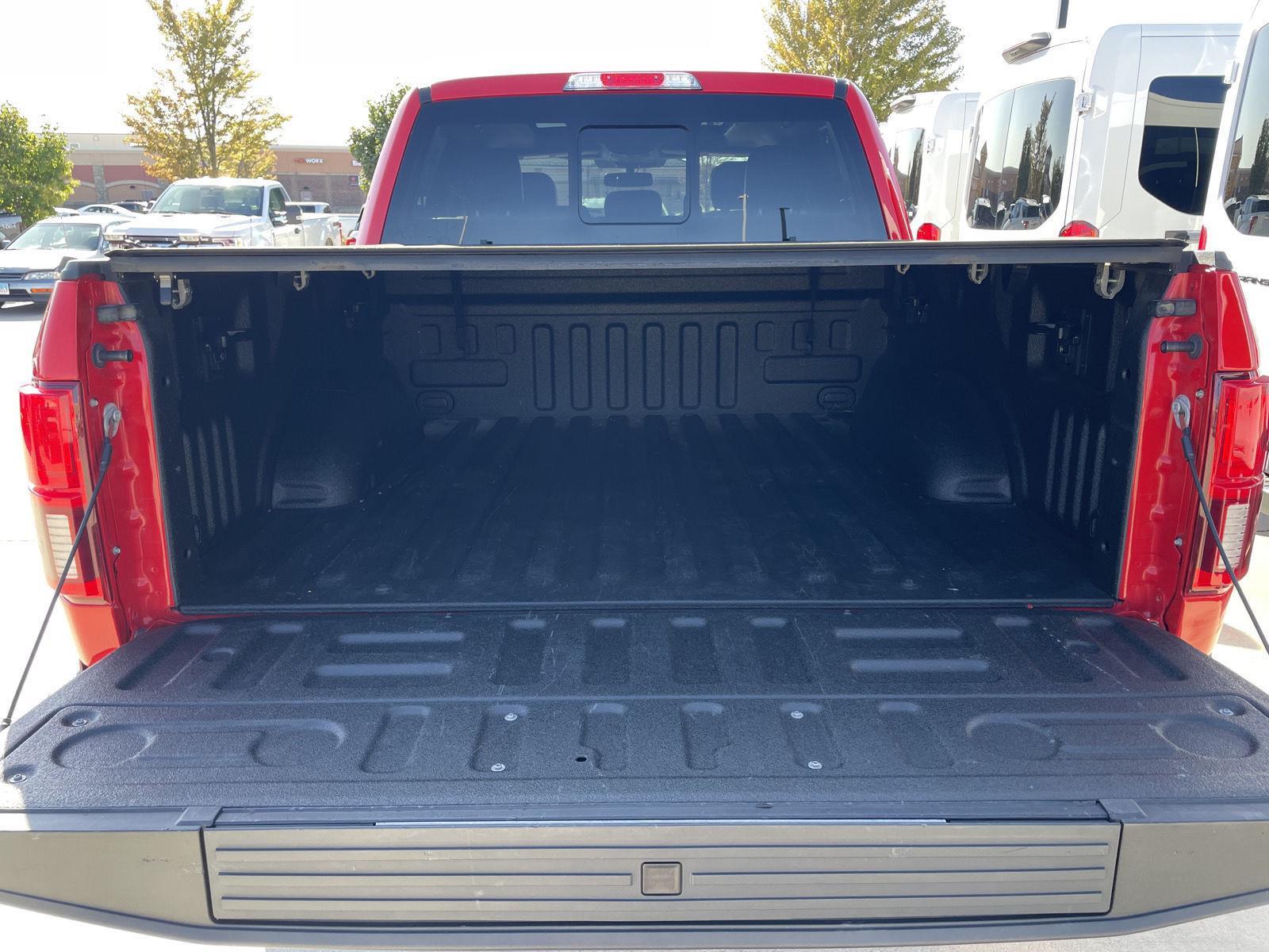 Vehicle photo 44