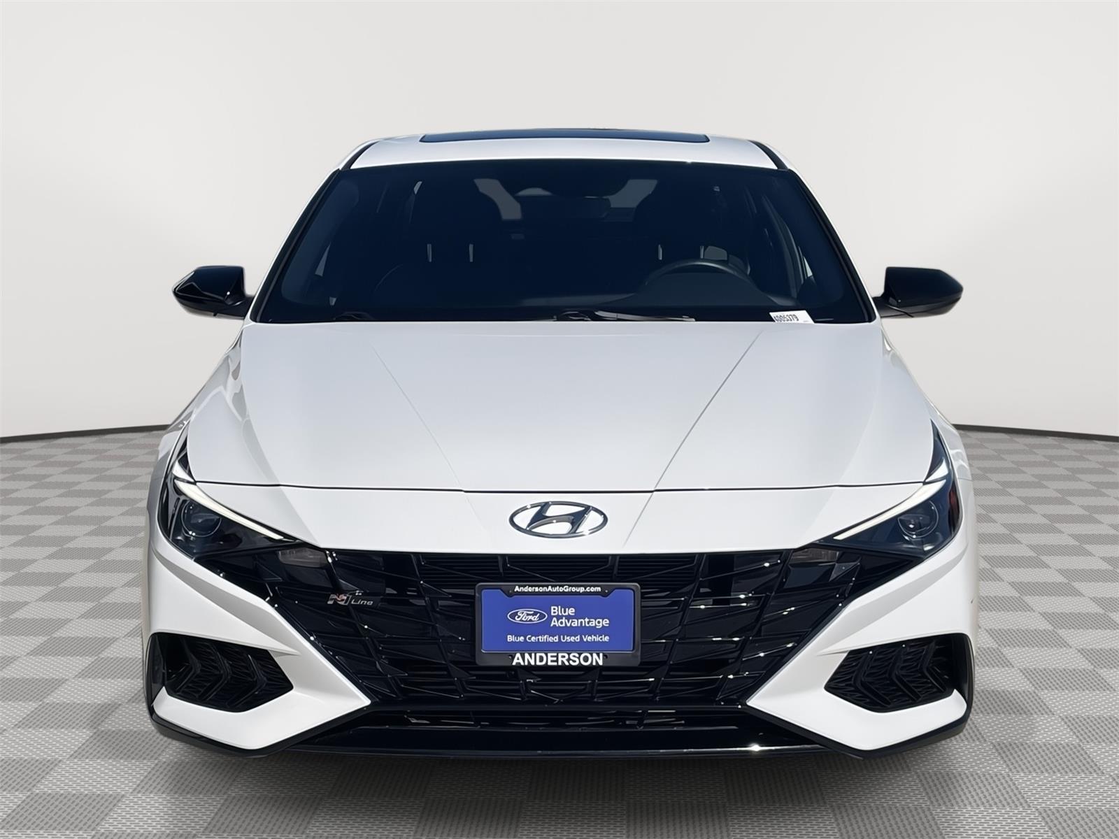 Vehicle photo 4