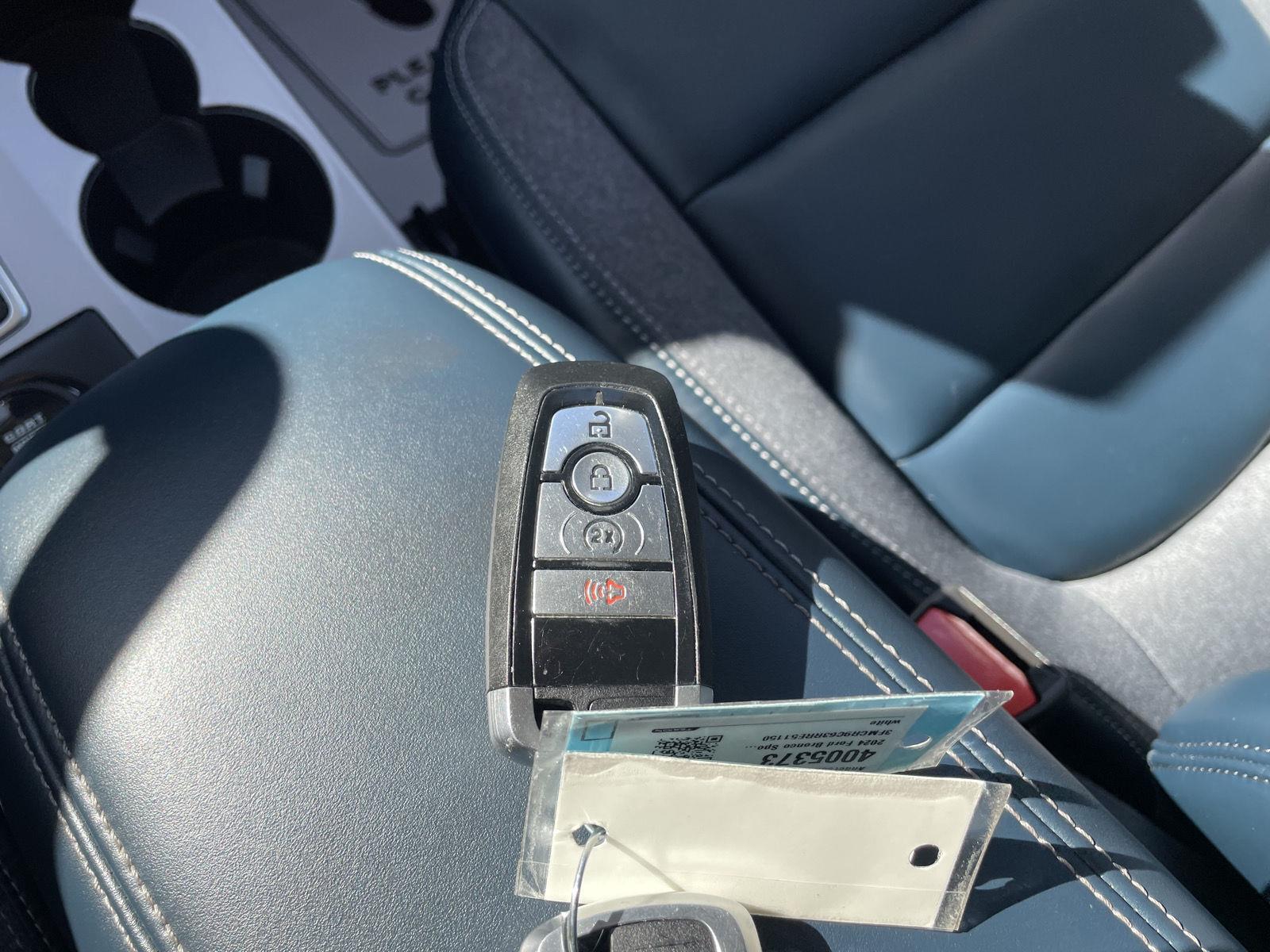 Vehicle photo 39