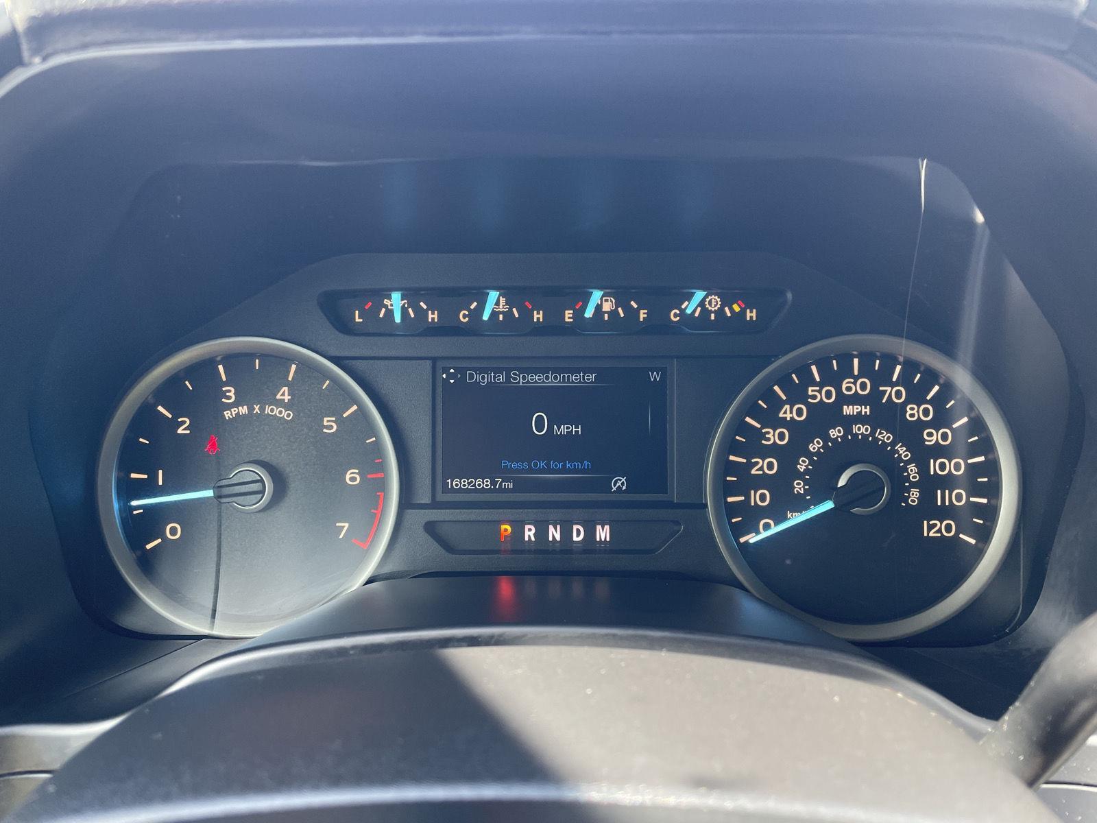 Vehicle photo 14