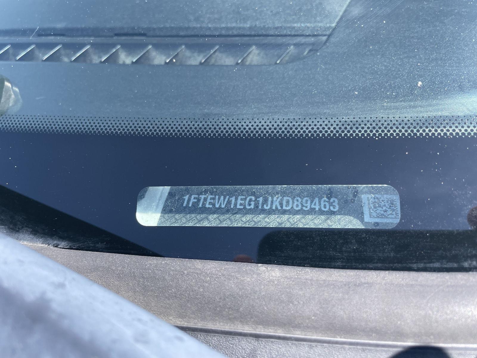 Vehicle photo 32